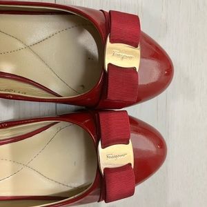 Ferragamo flat shoes size 39